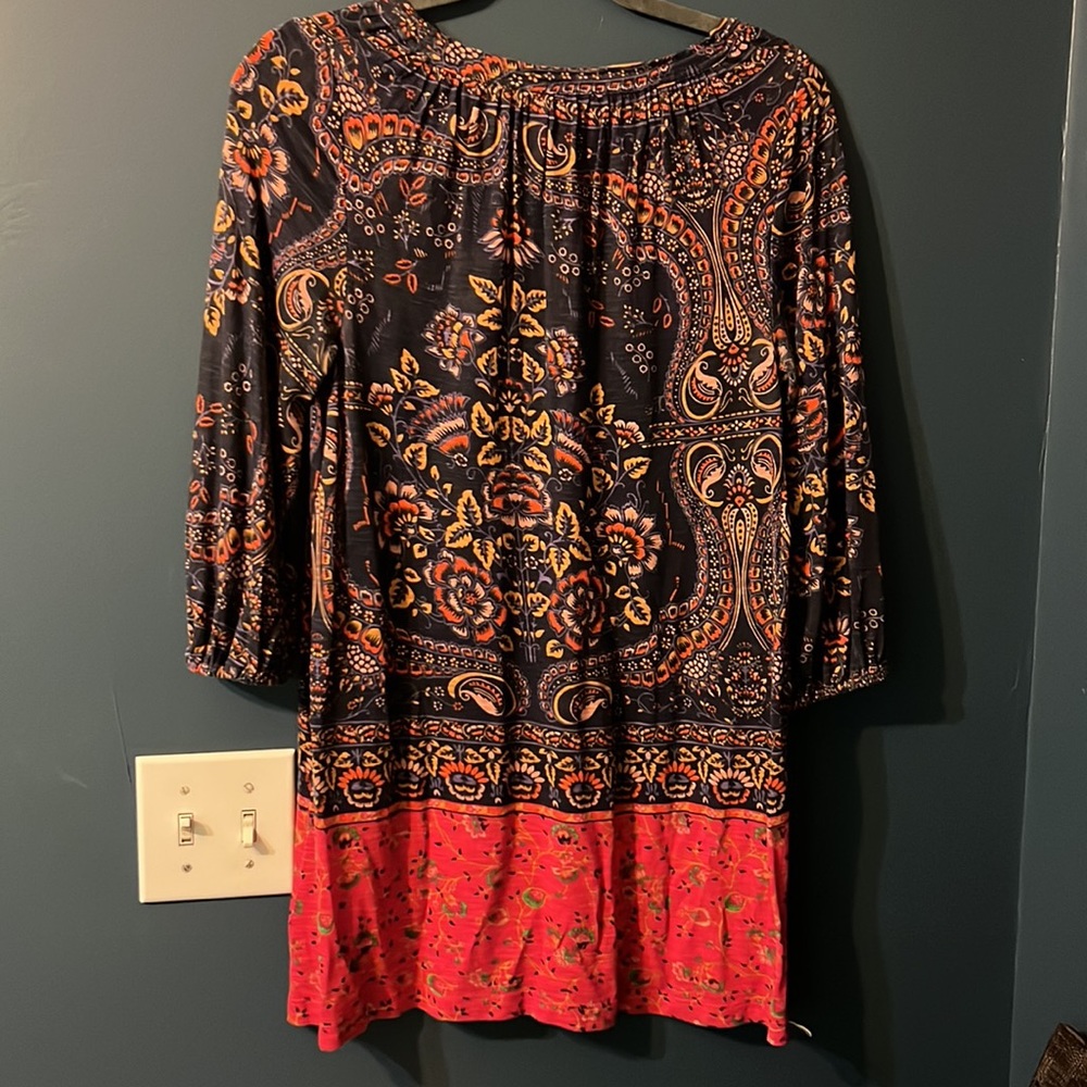 Multicolored Tunic Top - Picture 2 of 6